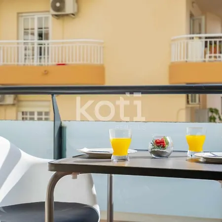 Koti - Santa Rosa Fuengirola